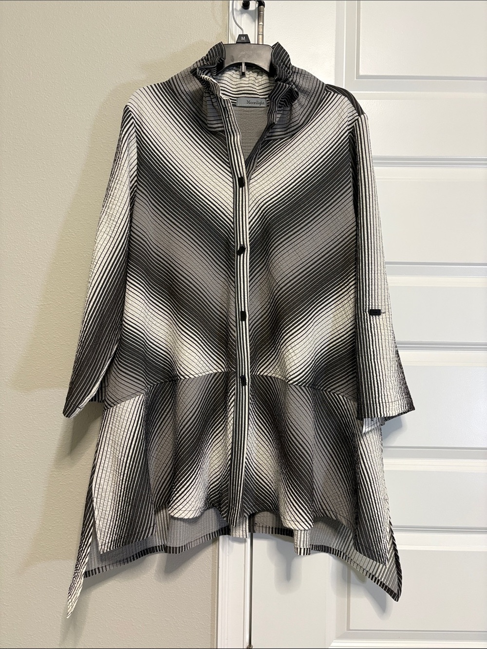 Nic+Zoe Black & White Gradient Stripe Button-Front Jacket